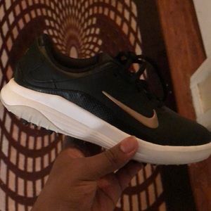 Nike women’s Golf shoes